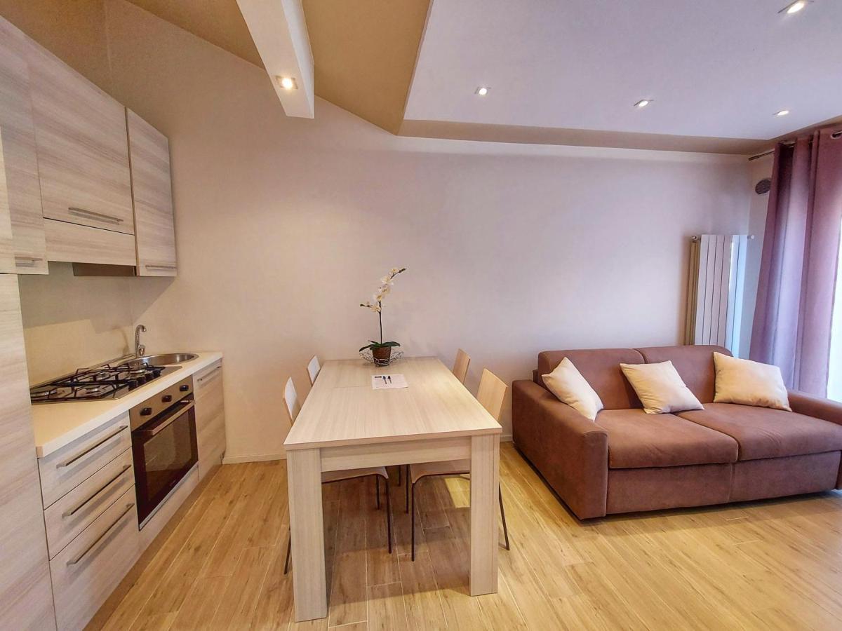 Апартаменти La Ginestra C&B House Кастель-ді-Сангро Екстер'єр фото