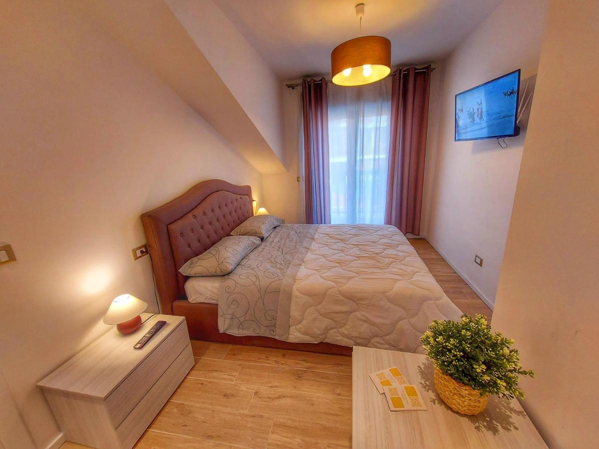 Апартаменти La Ginestra C&B House Кастель-ді-Сангро Екстер'єр фото